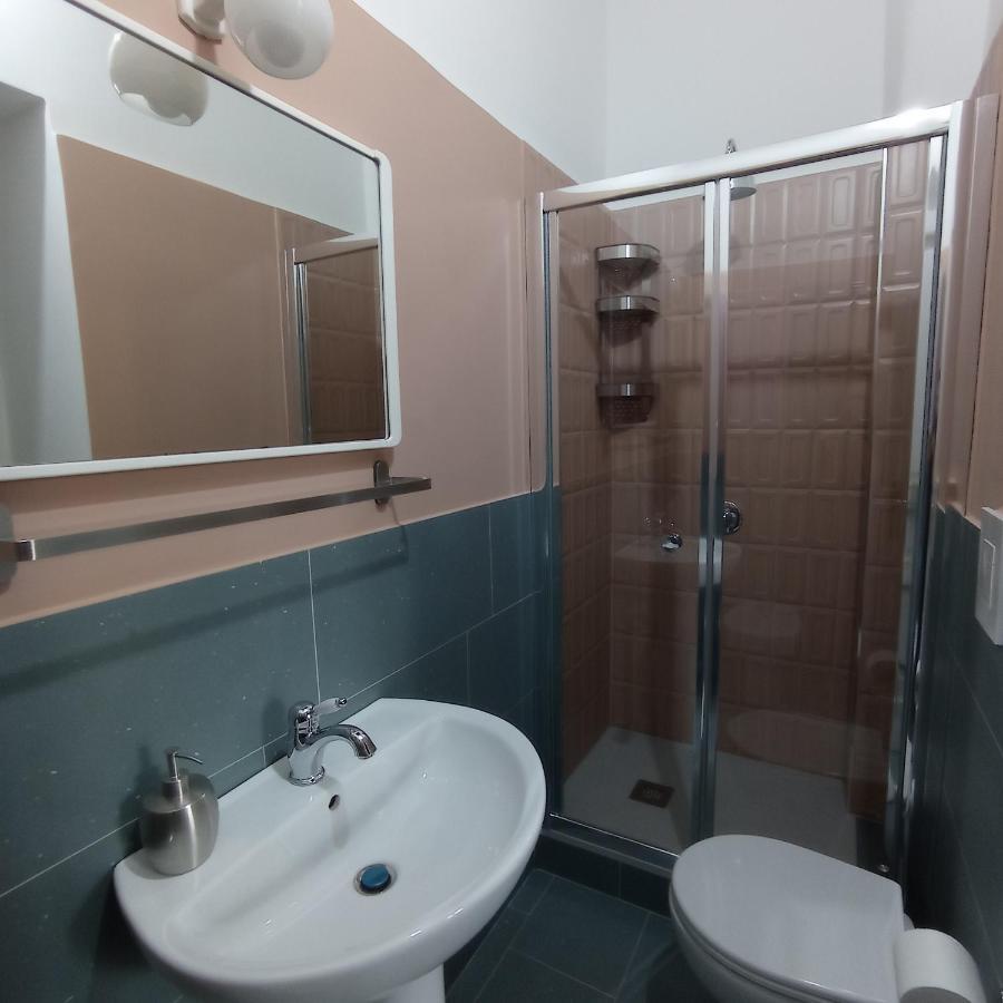 מלון נאפולי La Casa Nova מראה חיצוני תמונה