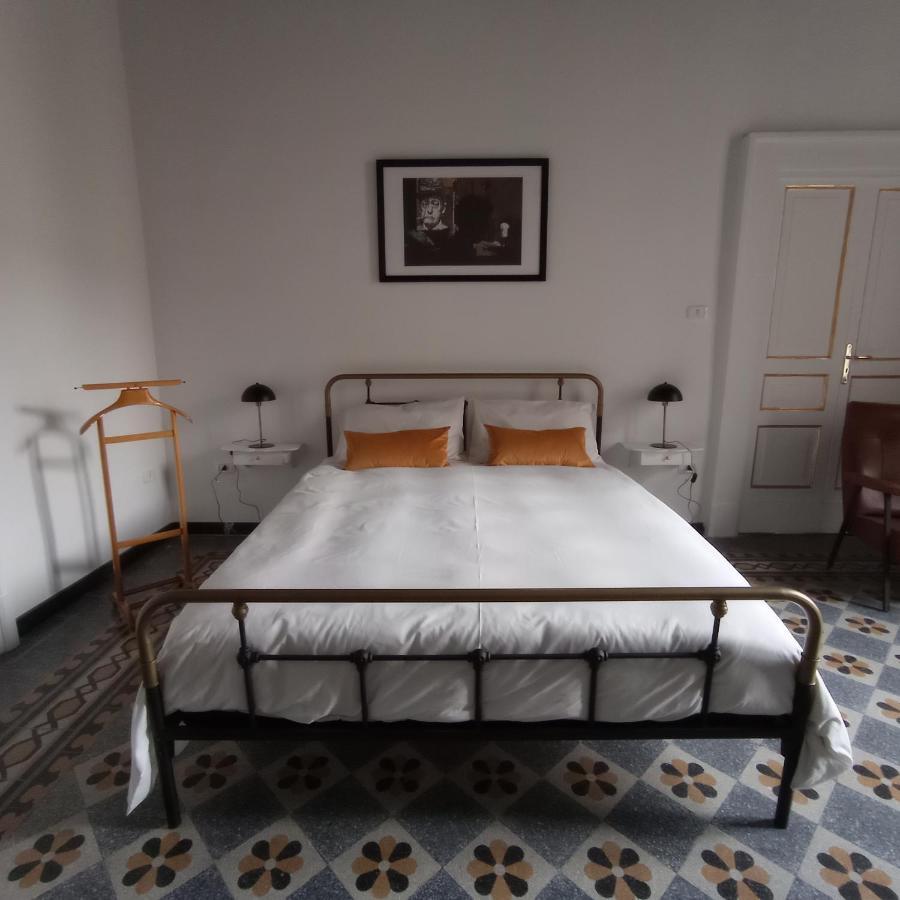 מלון נאפולי La Casa Nova מראה חיצוני תמונה